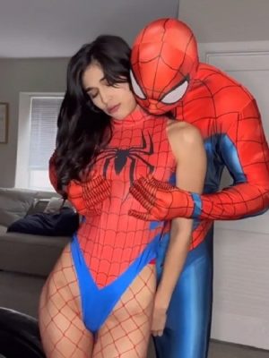 Crossover: Snow White x Spider-Man 1