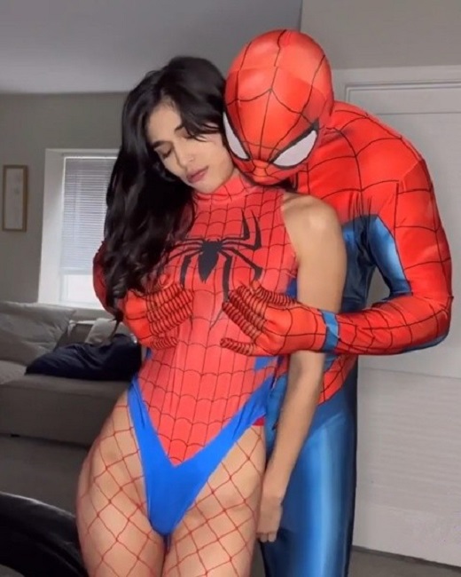 Crossover: Snow White x Spider-Man 1