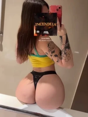 Terrible colita de Instagram 17