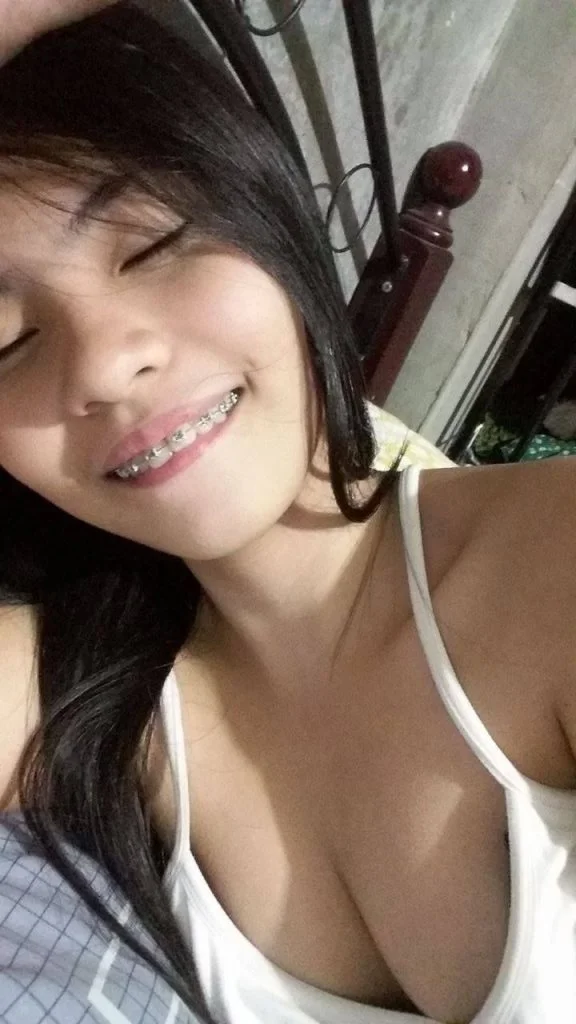 Flaquita manda videos tocándose 1