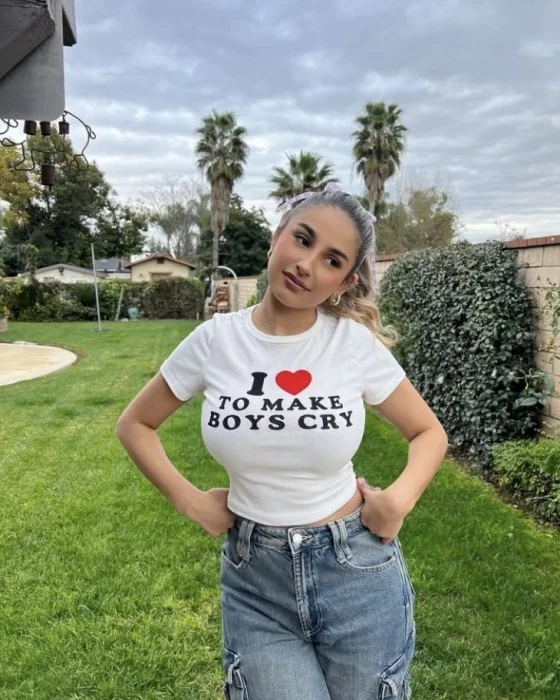 Kayla zorrita exhibida 1