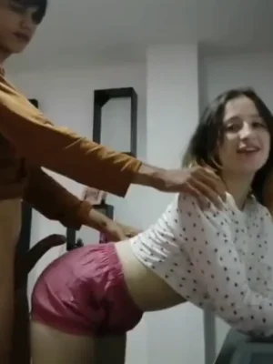 Primita adolescente le gusta la verga 4