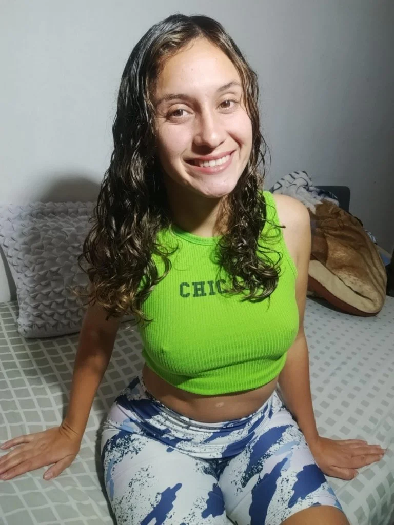 Antonela putita argentina manda nudes 1