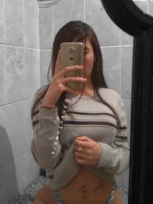 Adolescente trola argentina enseñando todo 2