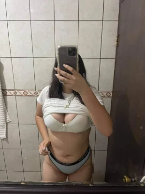 Morra adolescente mexicana con ricas tetas 7