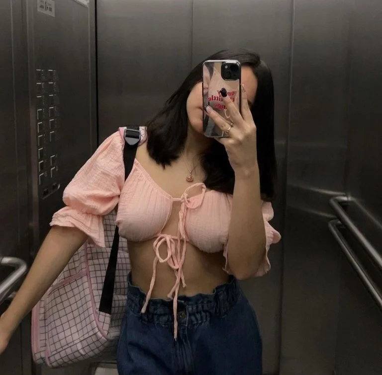 Putita adolescente tetona 1